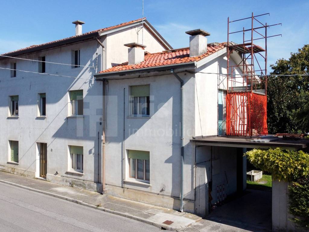 Villa a Rivignano teor in Via Luigi Cadorna, 22 - Foto 3