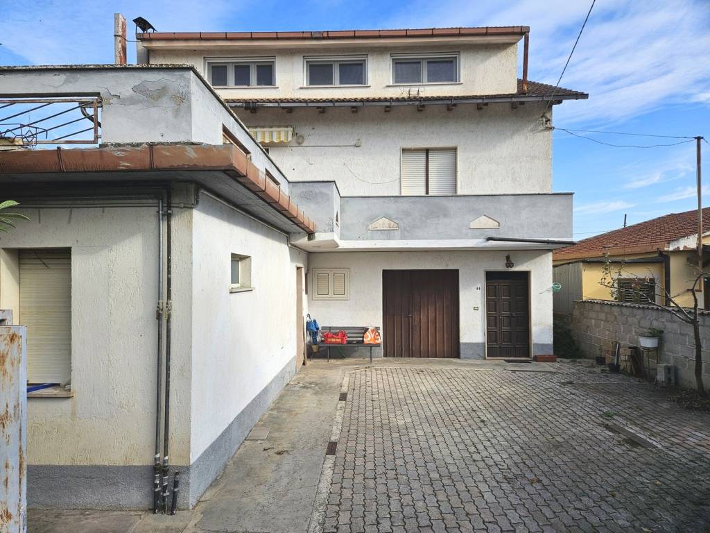 Appartamento a Cepagatti in Via Cantò - Foto 2