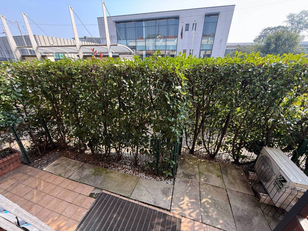 Appartamento a Cabiate in Via Bruno Buozzi - Foto 4
