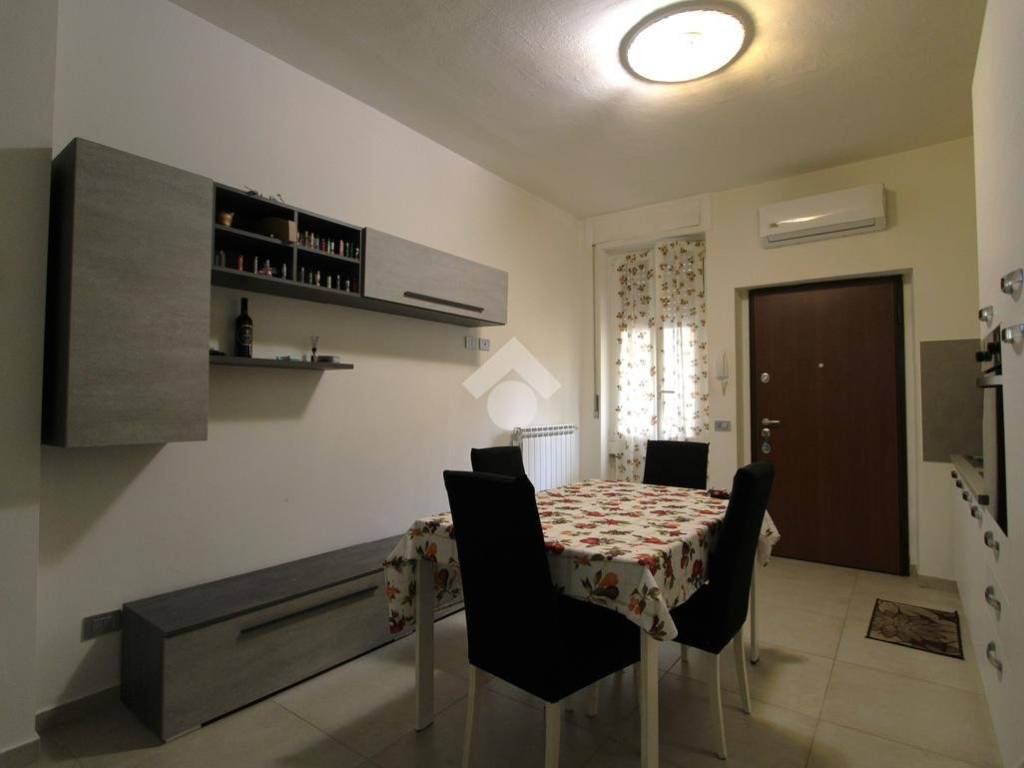 Appartamento a Bareggio in Via Martiri Della Libertà, 54 - Foto 4