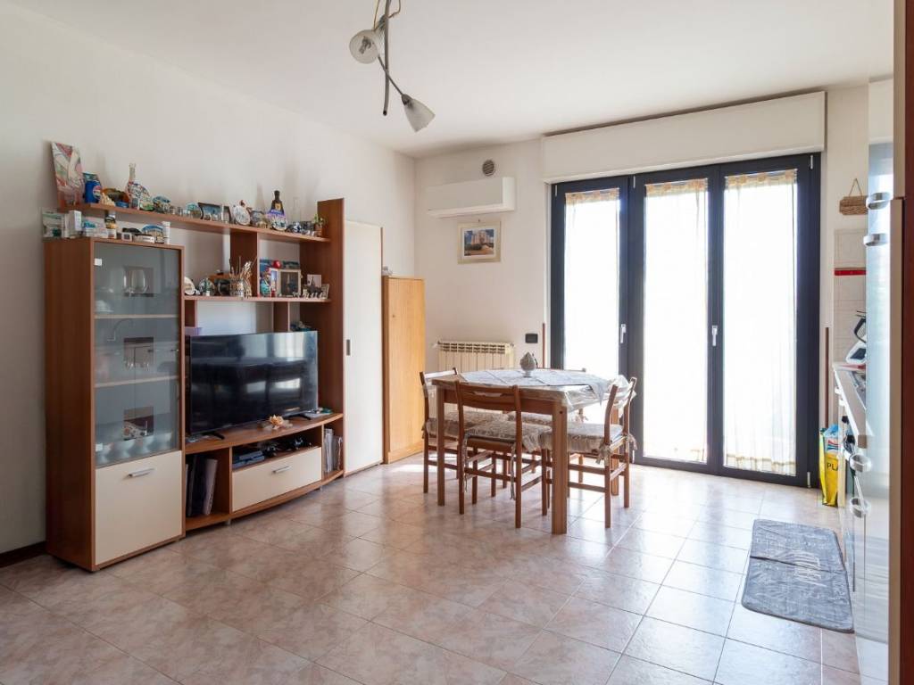 Appartamento a Malalbergo in Via Marino Ortolani - Foto 5