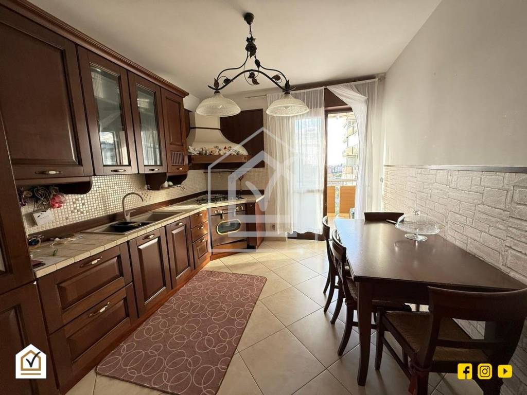 Appartamento a Bari in Strada Capo Scardicchio - Foto 3