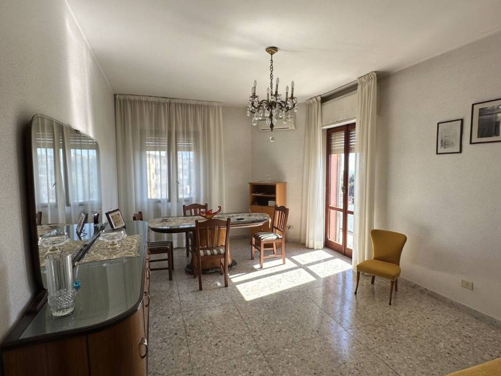 Appartamento a Catanzaro in Via Gioacchino da Fiore - Foto 5