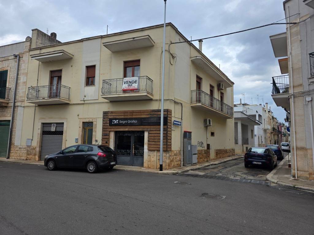 Casa indipendente a Turi in Via Dogali - Foto 2