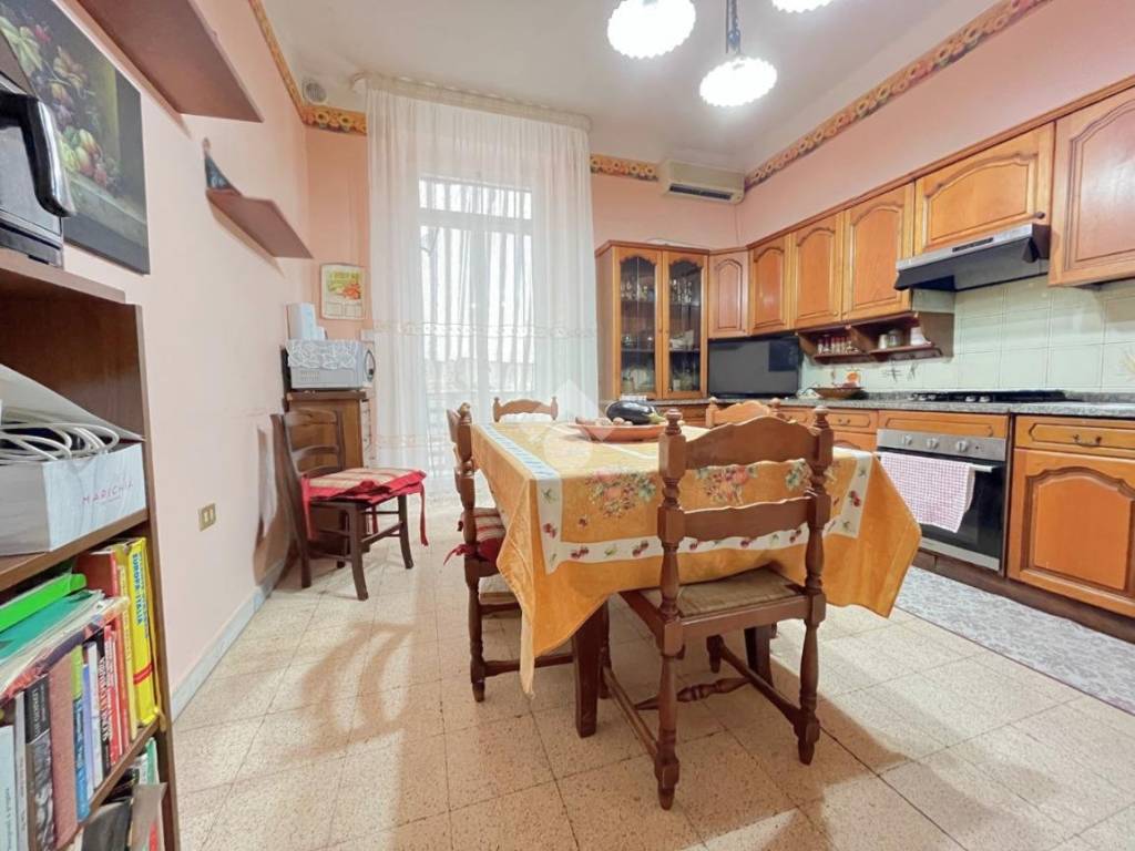 Appartamento a Trani in Via Simone de Brado, 57 - Foto 5