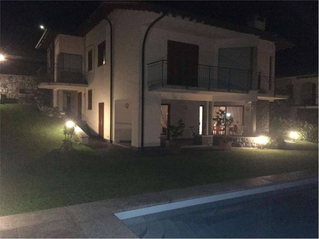 Villa a Tremezzina in Via Luigi Cantoni, 19 - Foto 5