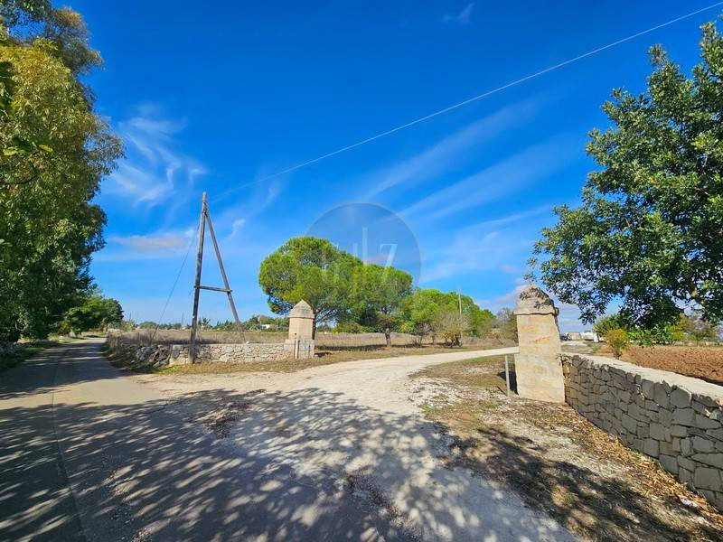 Appartamento a Martano in Strada Vicinale Capasa - Foto 2