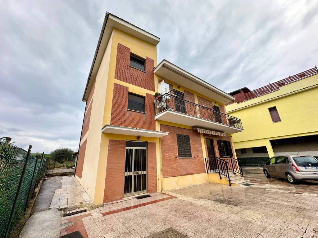 Appartamento a Lanuvio in Via Cisternense - Foto 3