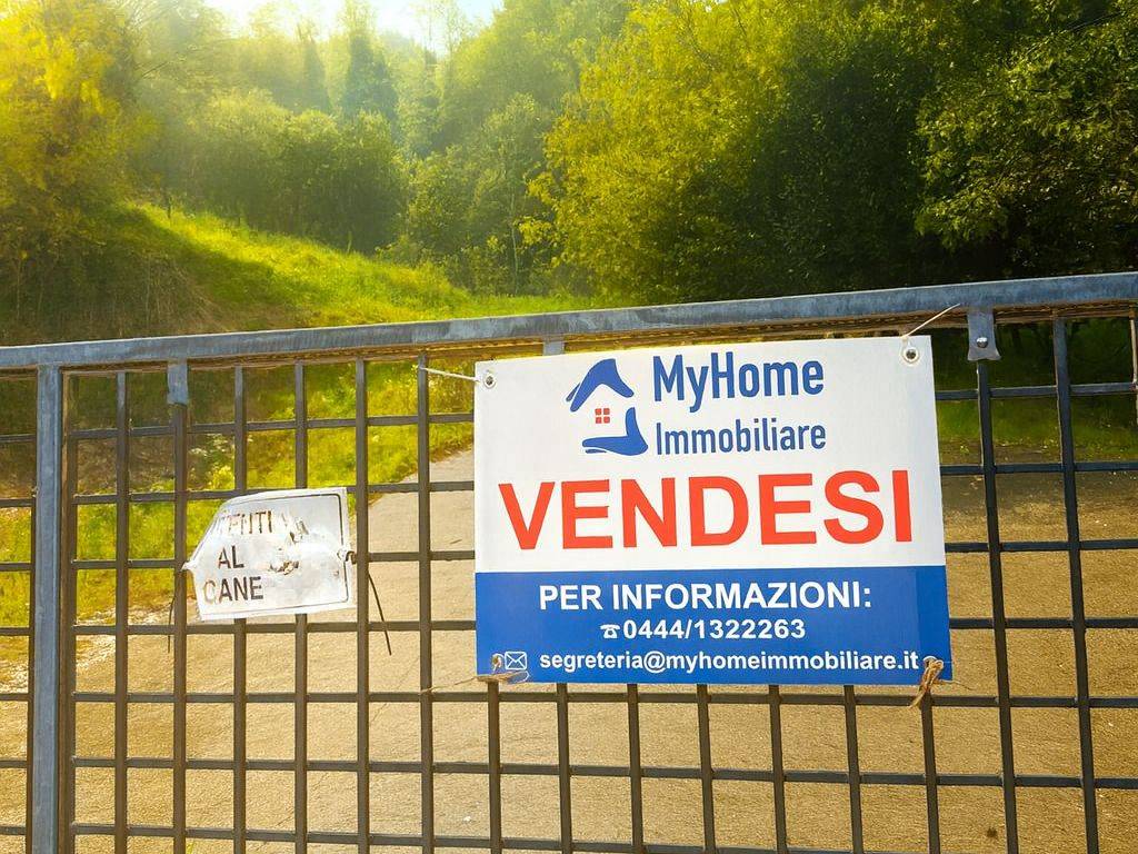 Terreno a Chiampo in Via Trieste, 20 - Foto 3