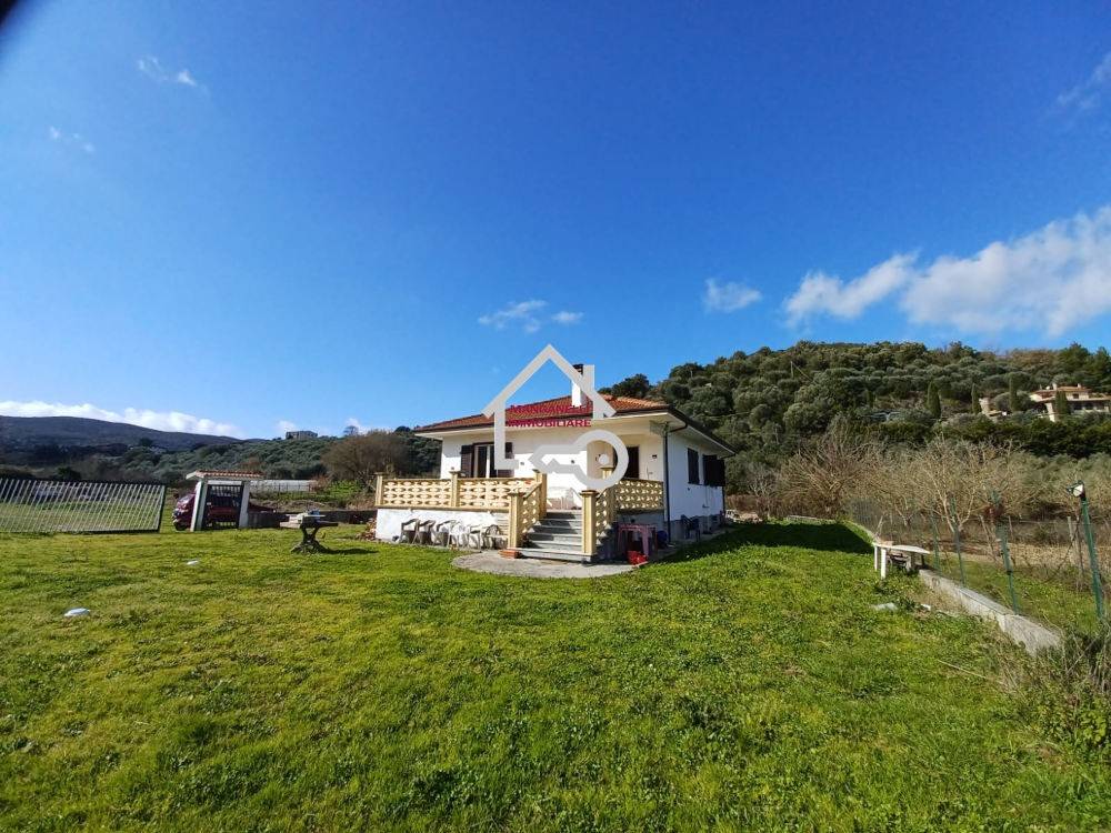 Villa a Agropoli in Via Piano delle Pere, 28 - Foto 2