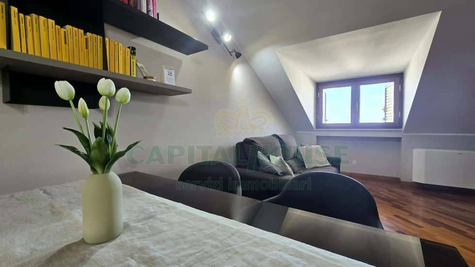 Attico / mansarda a San nicola la strada in Via Salvatore Quasimodo, 29 - Foto 2