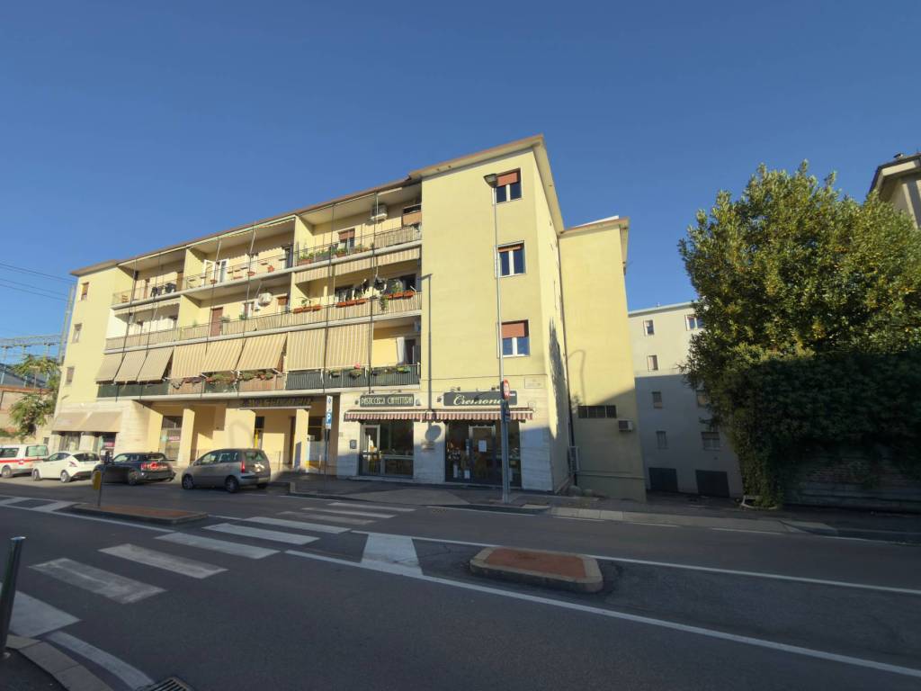 Appartamento a Brescia in Via Carlo Zima - Foto 2