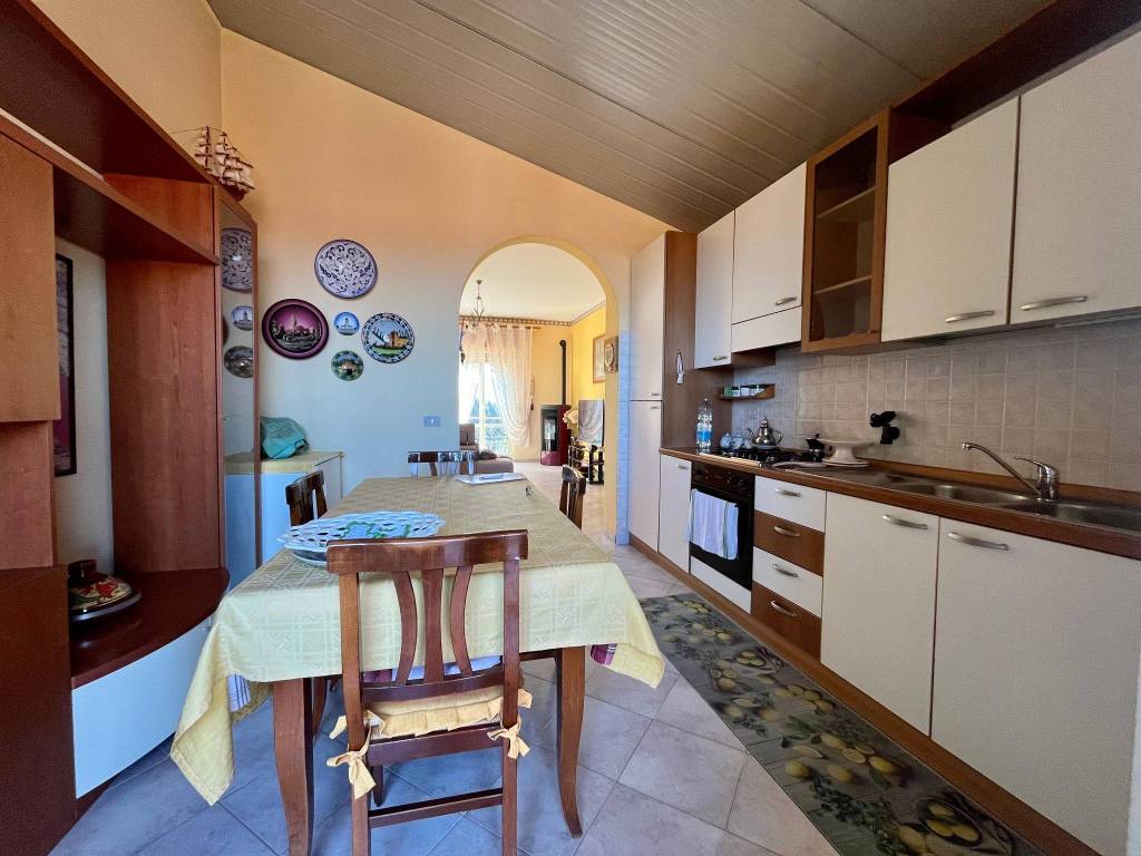 Appartamento a Capri leone in Via Paolo VI - Foto 5