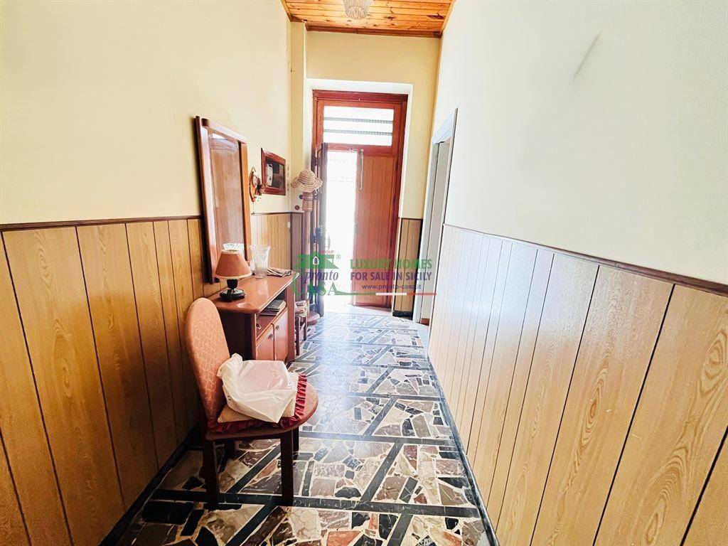 Casa indipendente a Comiso in Via Alessandro Manzoni - Foto 4