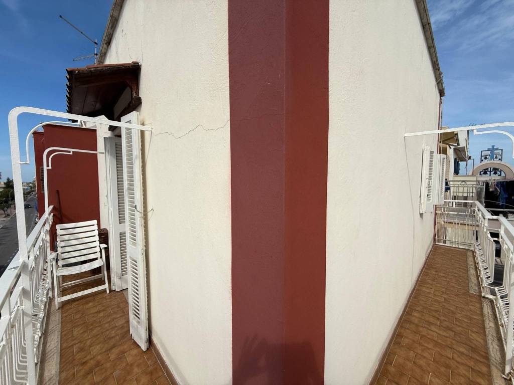 Appartamento a Margherita di savoia in Corso Vittorio Emanuele, 177 - Foto 2