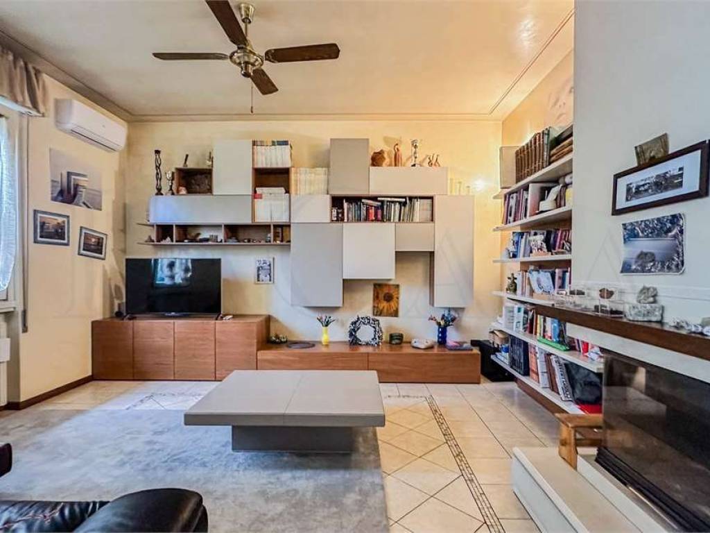 Villa a Rodengo saiano in Via Udine, snc - Foto 2