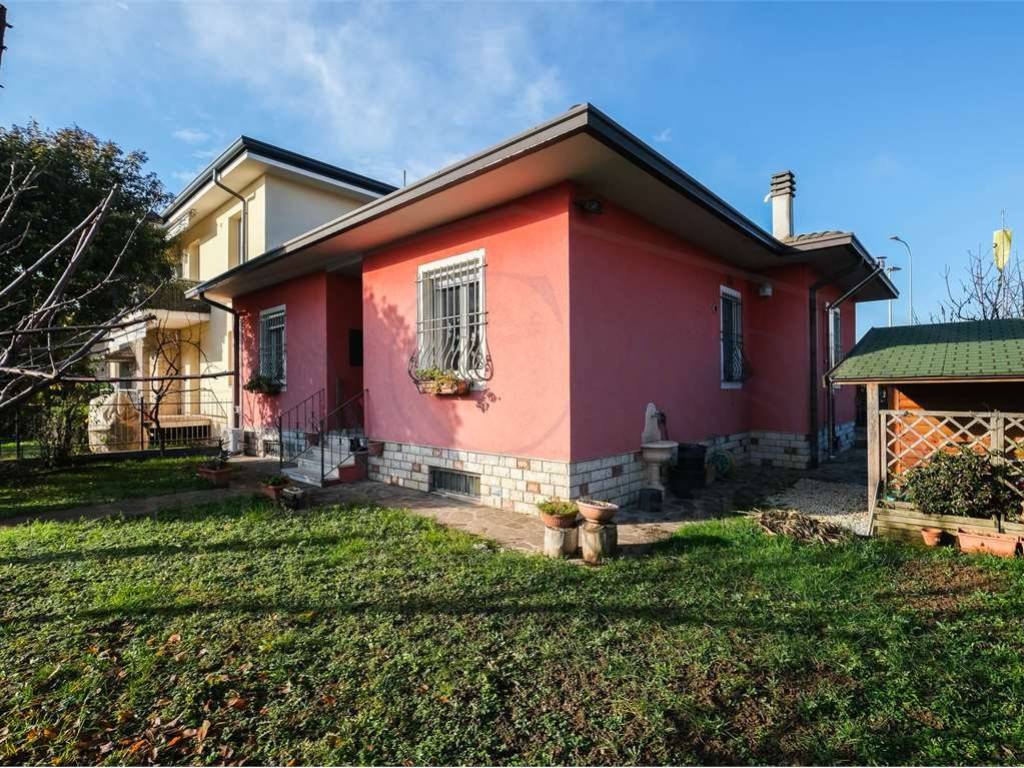 Villa a Rodengo saiano in Via Udine, snc - Foto 5