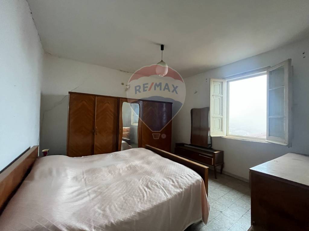 Casa indipendente a Tonara in via XX settembre, 37 - Foto 4