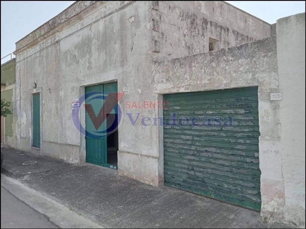 Villa a Surano in Via San Rocco, 130 - Foto 2
