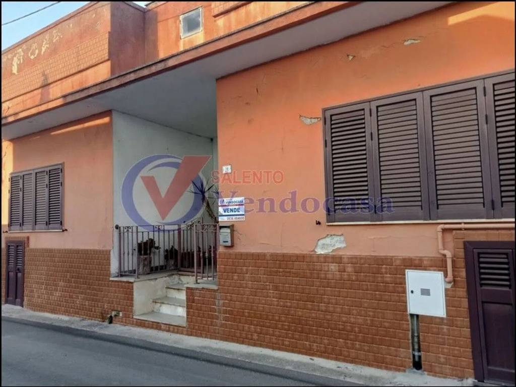 Villa a Andrano in Via Milano, 28 - Foto 3