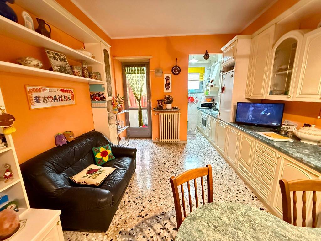 Appartamento a Pinerolo in Via Ettore Bignone - Foto 2