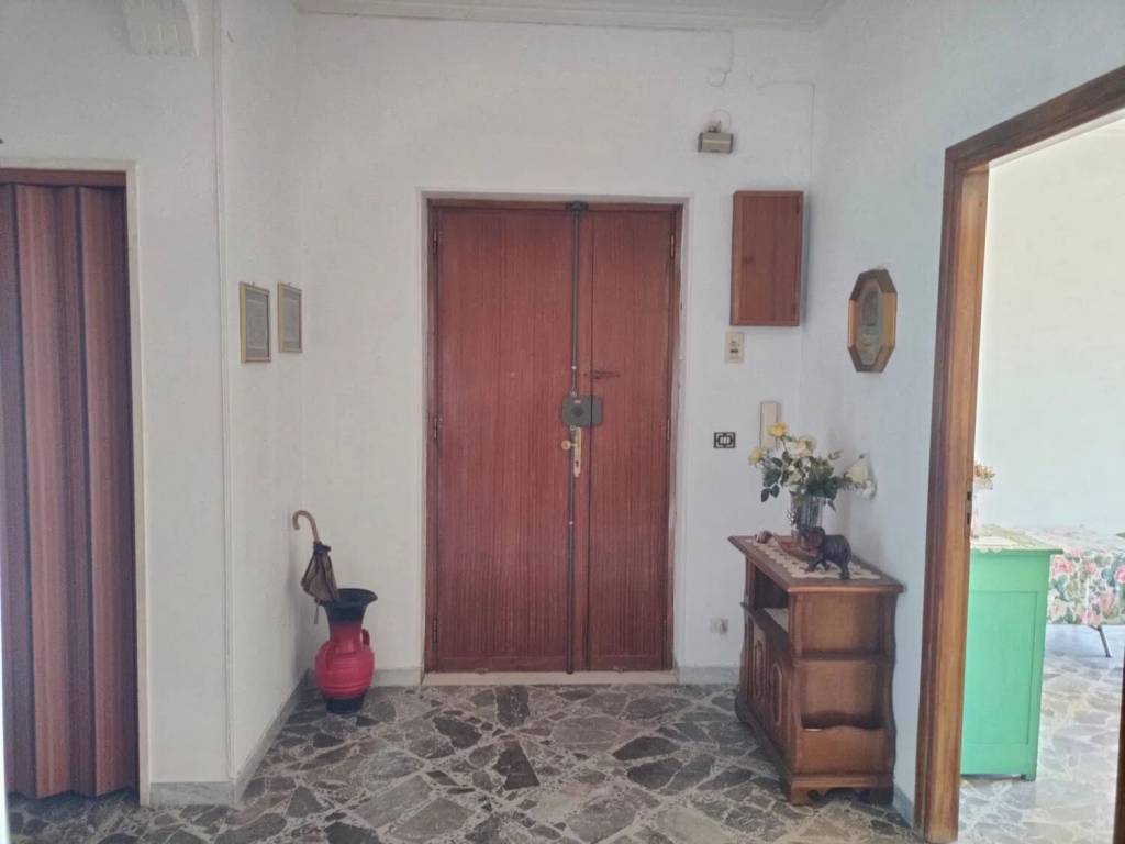 Appartamento a Mottola in Viale Giuseppe Turi, 101 - Foto 3