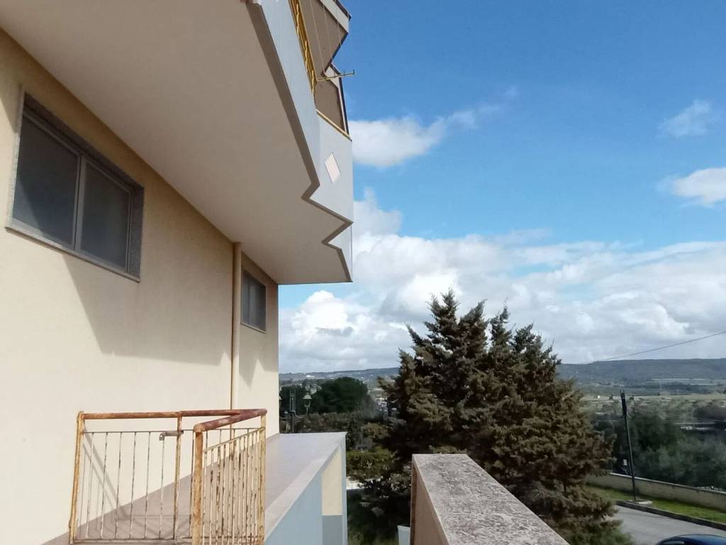 Appartamento a Mottola in Via Teodoro Moneta, 3 - Foto 2