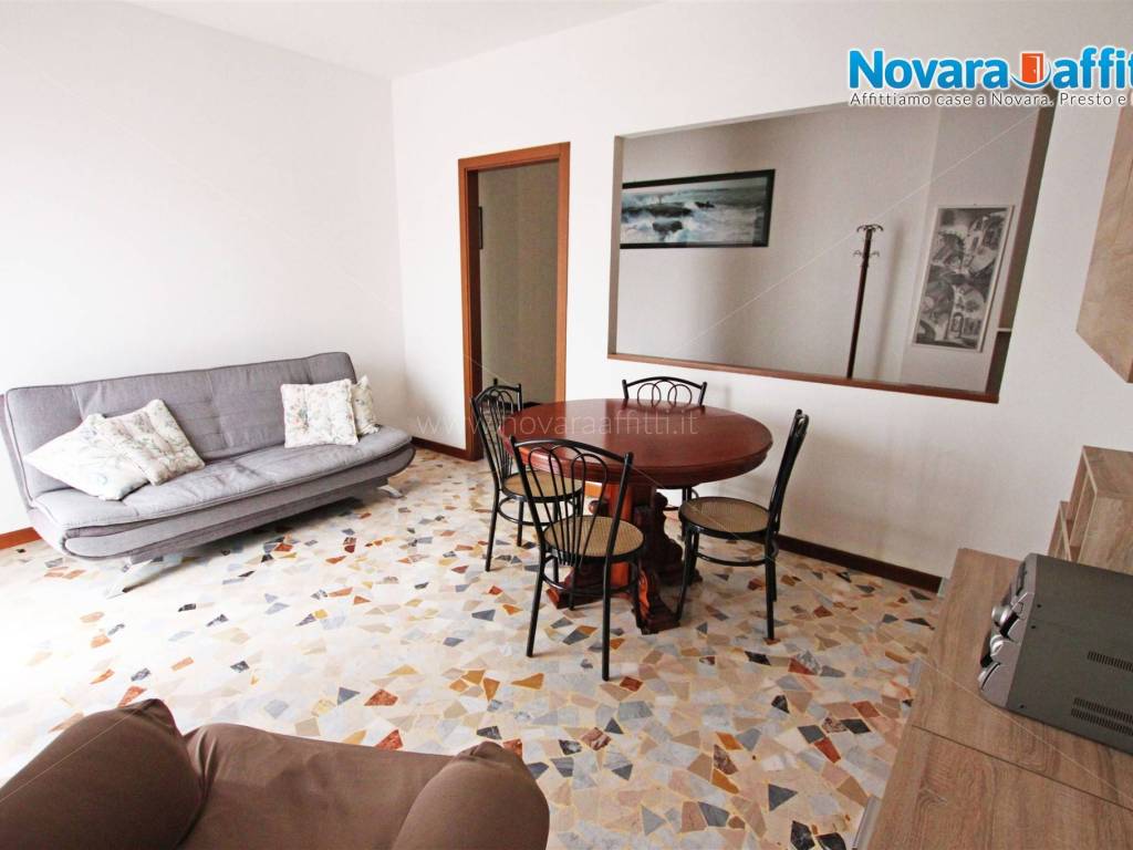 Appartamento a Novara in Via Vittorio Locchi, 16 - Foto 3