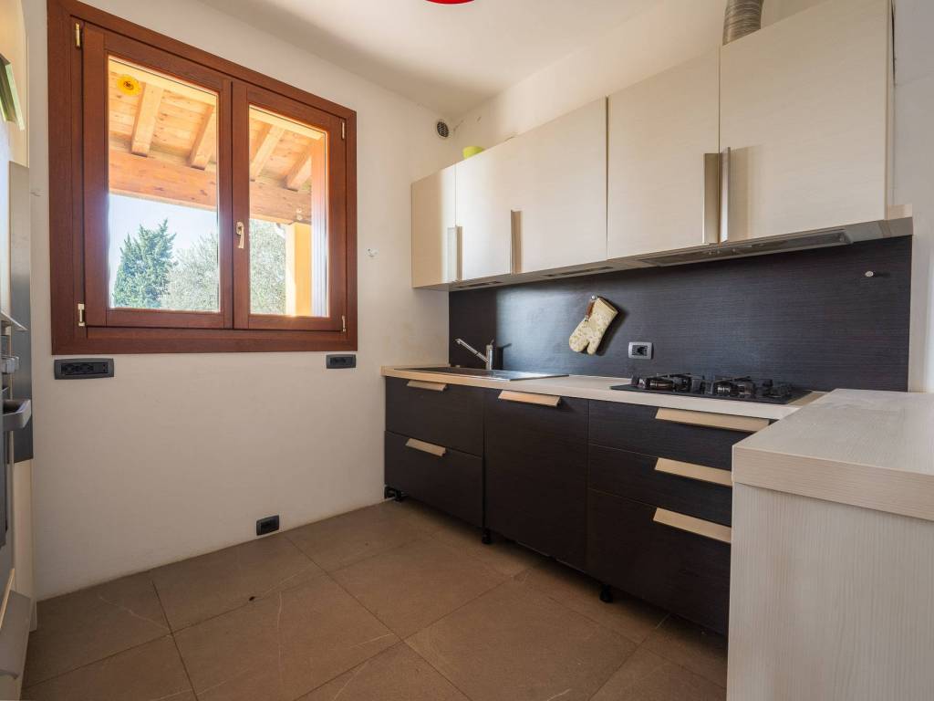 Villa a Toscolano-maderno in Via Cecina - Foto 4