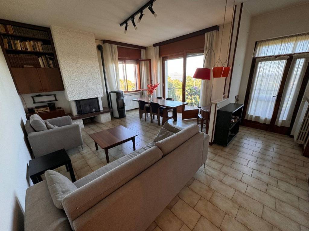 Villa a Desenzano del garda in Via Antonio Gramsci - Foto 5