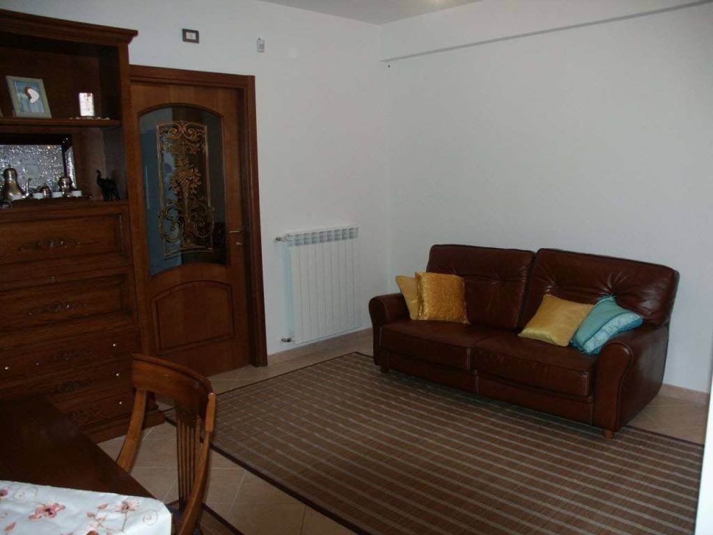 Appartamento a Balsorano in via Valle Verde - Foto 4