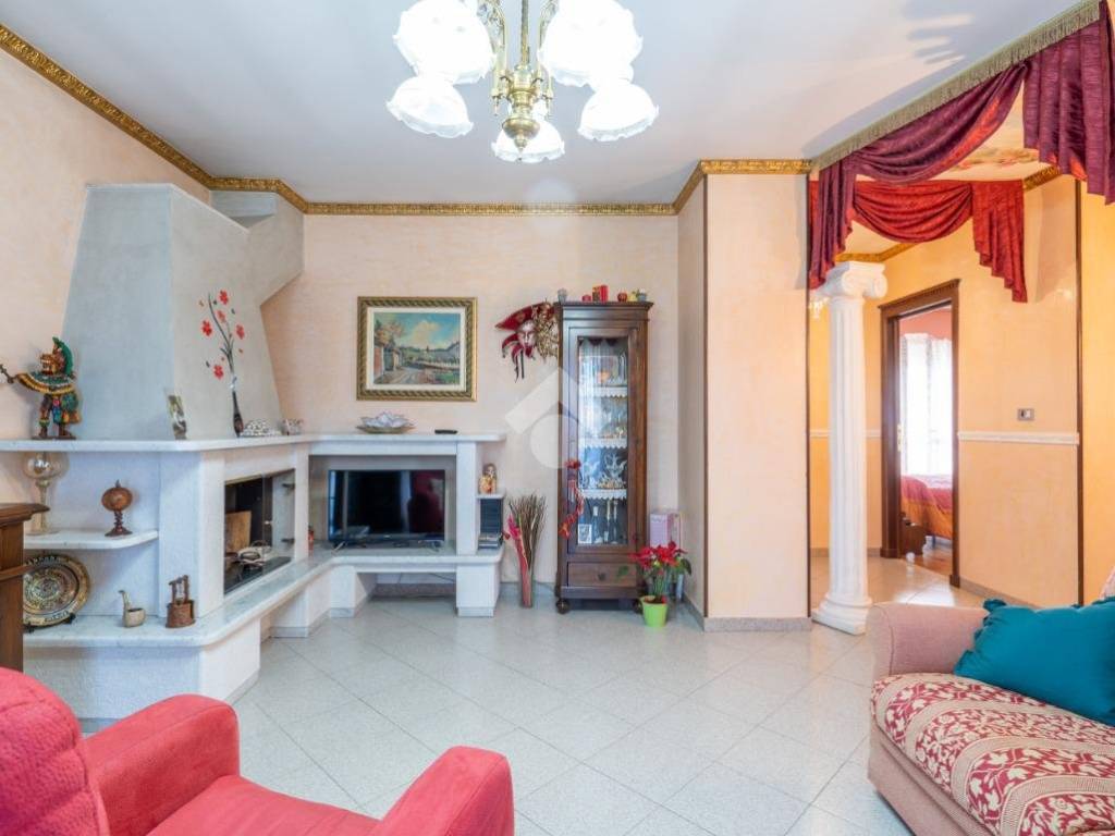 Appartamento a Leinì in Via Vittime di Bologna, 21 - Foto 3