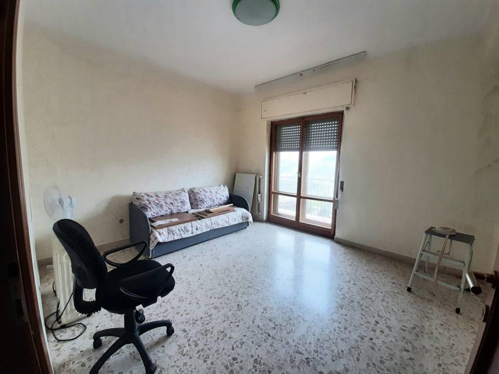 Appartamento a Catanzaro in Viale Vincenzo De Filippis - Foto 4