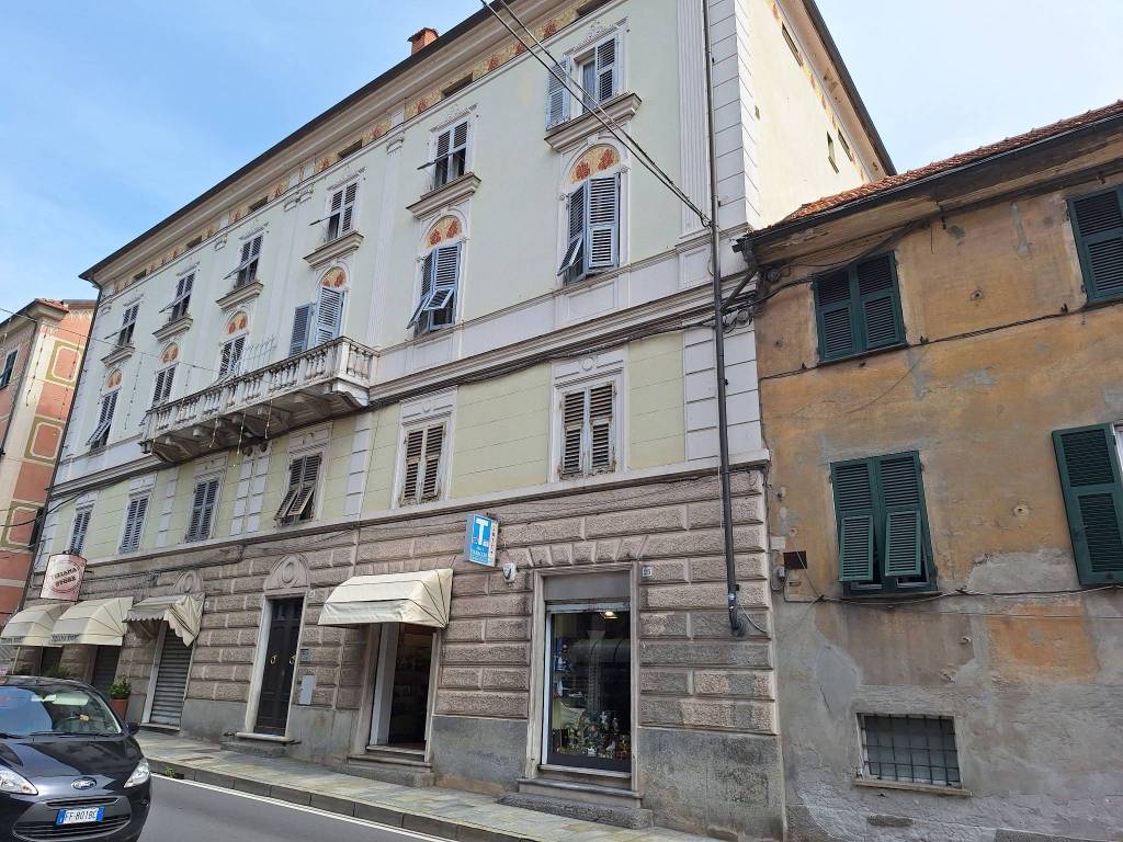 Appartamento a Busalla in Via Giuseppe Mazzini, 23 - Foto 4