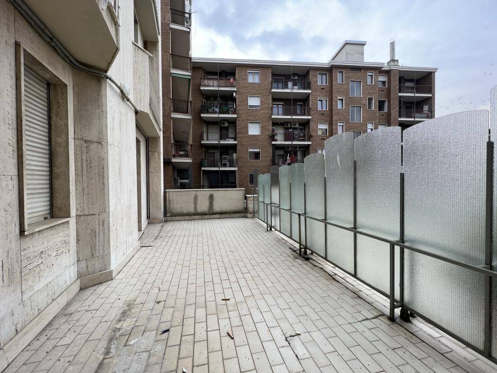 Appartamento a Alessandria in Via Camillo Benso di Cavour, 13 - Foto 3