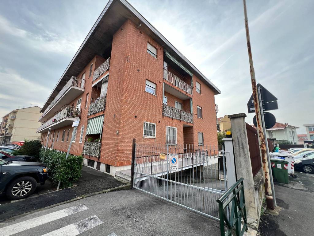 Appartamento a Orbassano in Via Molini, 43 - Foto 3