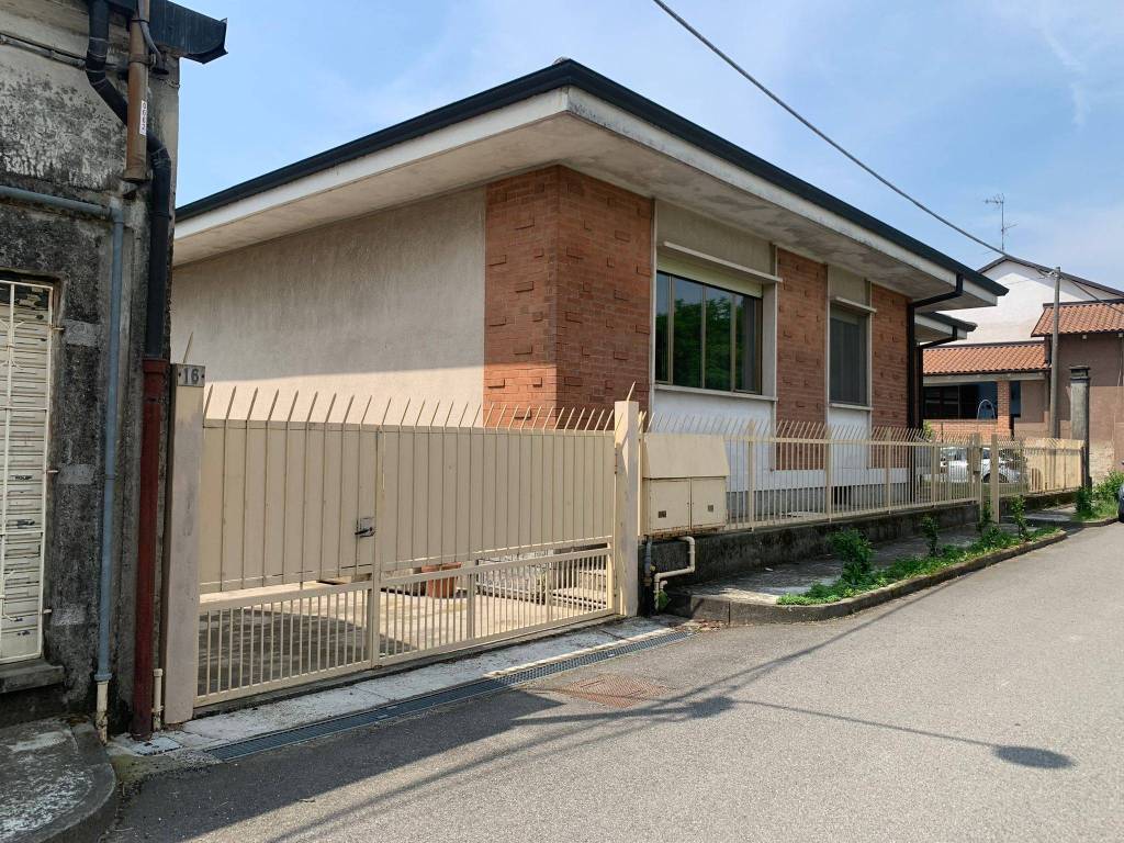 Villa a Alice castello in Via Circonvallazione, 14 - Foto 4