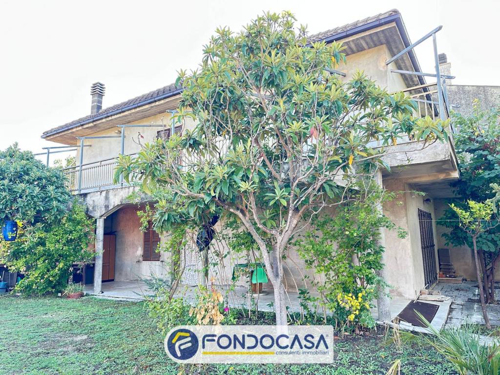 Villa a Ascoli piceno in Via Tolignano - Foto 2