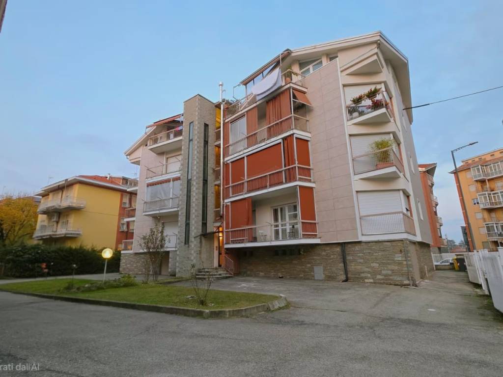 Appartamento a Asti in Via Giuseppe Dini, 10 - Foto 3