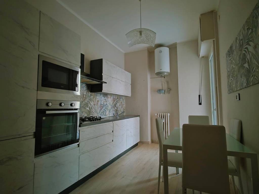Appartamento a Asti in Via Giuseppe Dini, 10 - Foto 4