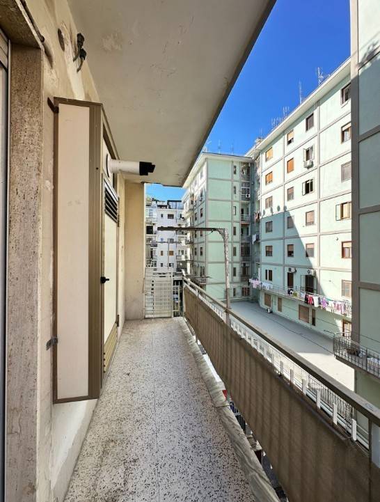 Appartamento a Salerno in Via Luigi Settembrini, 24 - Foto 4