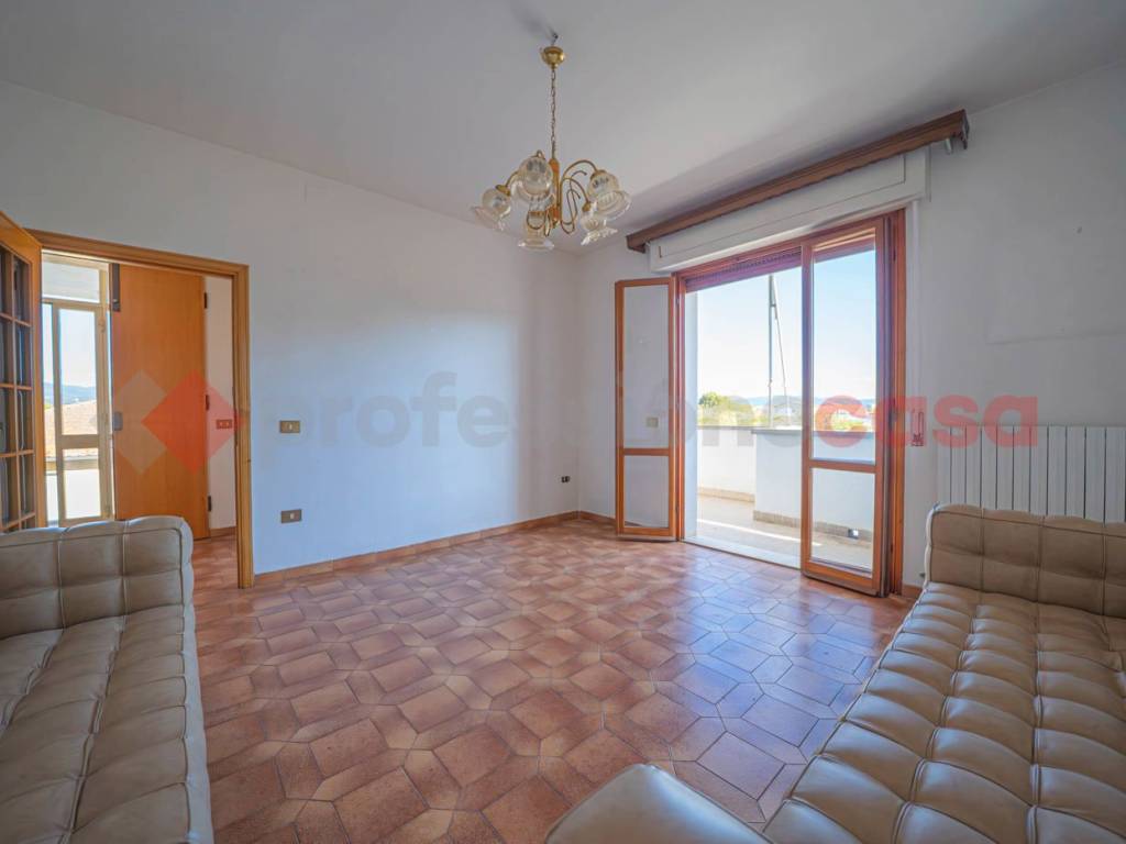 Appartamento a Cecina in Via Quarto - Foto 5