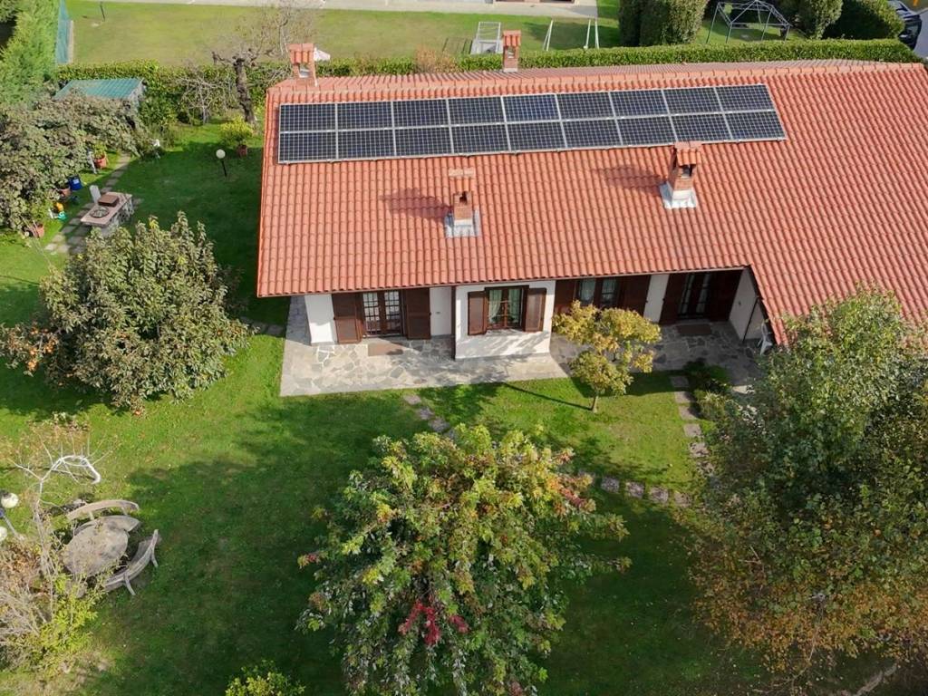 Villa a Barzago in Via John Fitzgerald Kennedy, 2 - Foto 2