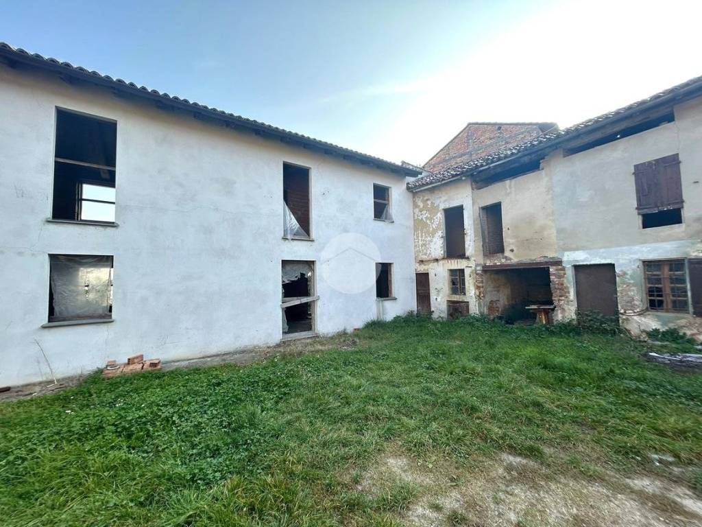 Casa indipendente a Grana monferrato in Via San Sebastiano, 24 - Foto 2