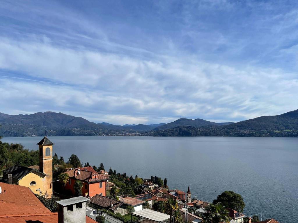Casa indipendente a Oggebbio in Strada Antonio Manzi, 60 - Foto 2