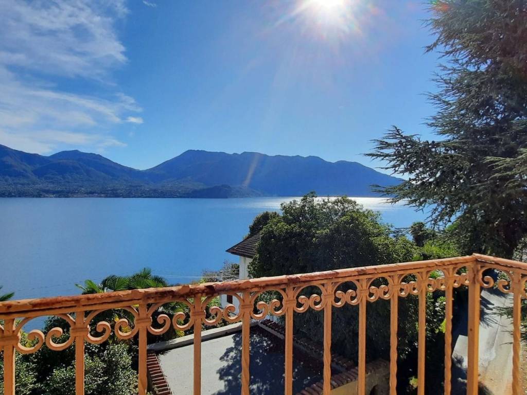 Casa indipendente a Oggebbio in Strada Antonio Manzi, 60 - Foto 3