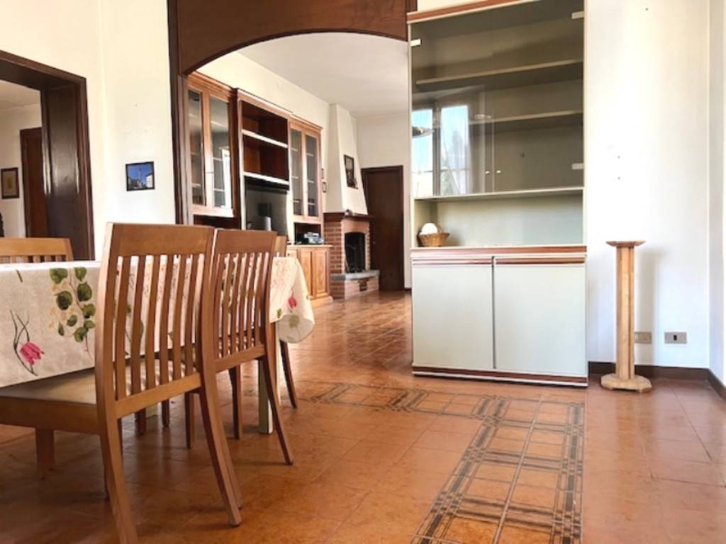 Appartamento a Gerenzano in Via Giuseppe Parini, 5 - Foto 2