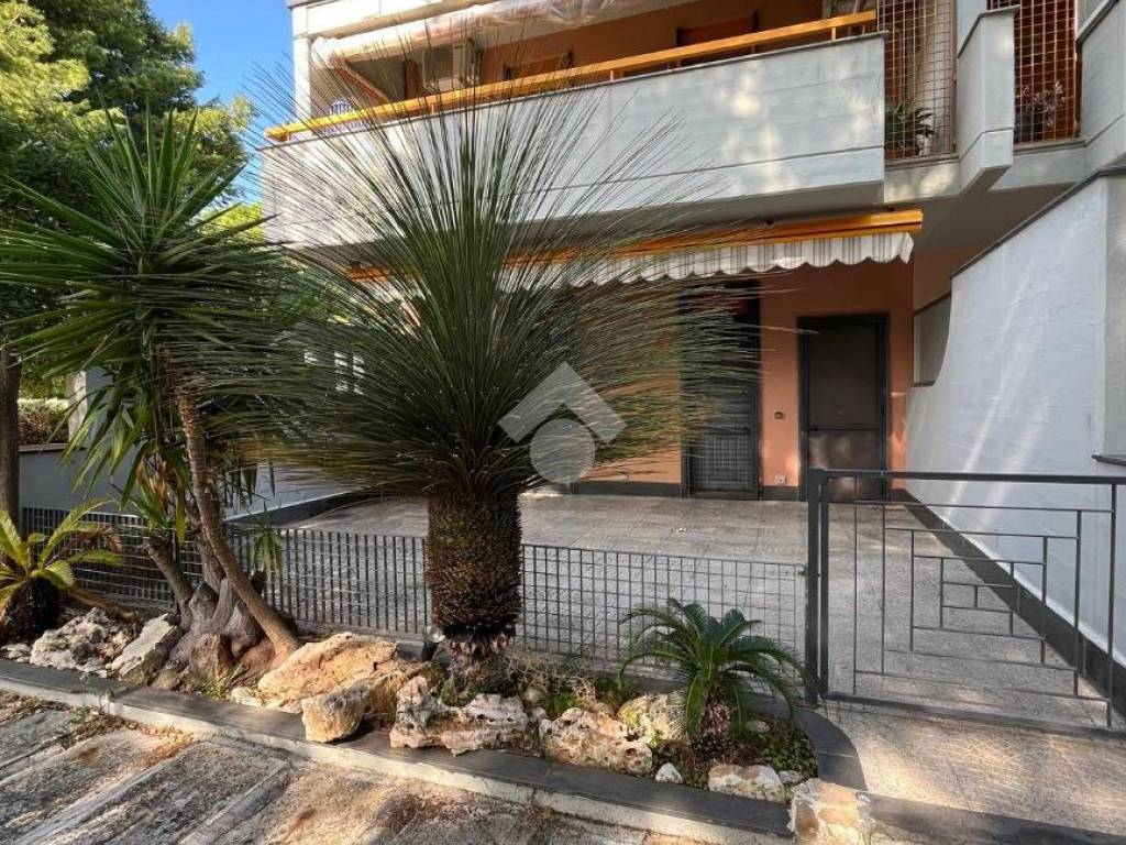 Appartamento a Bari in Via Raffaele Resta Rettore, 8 - Foto 2