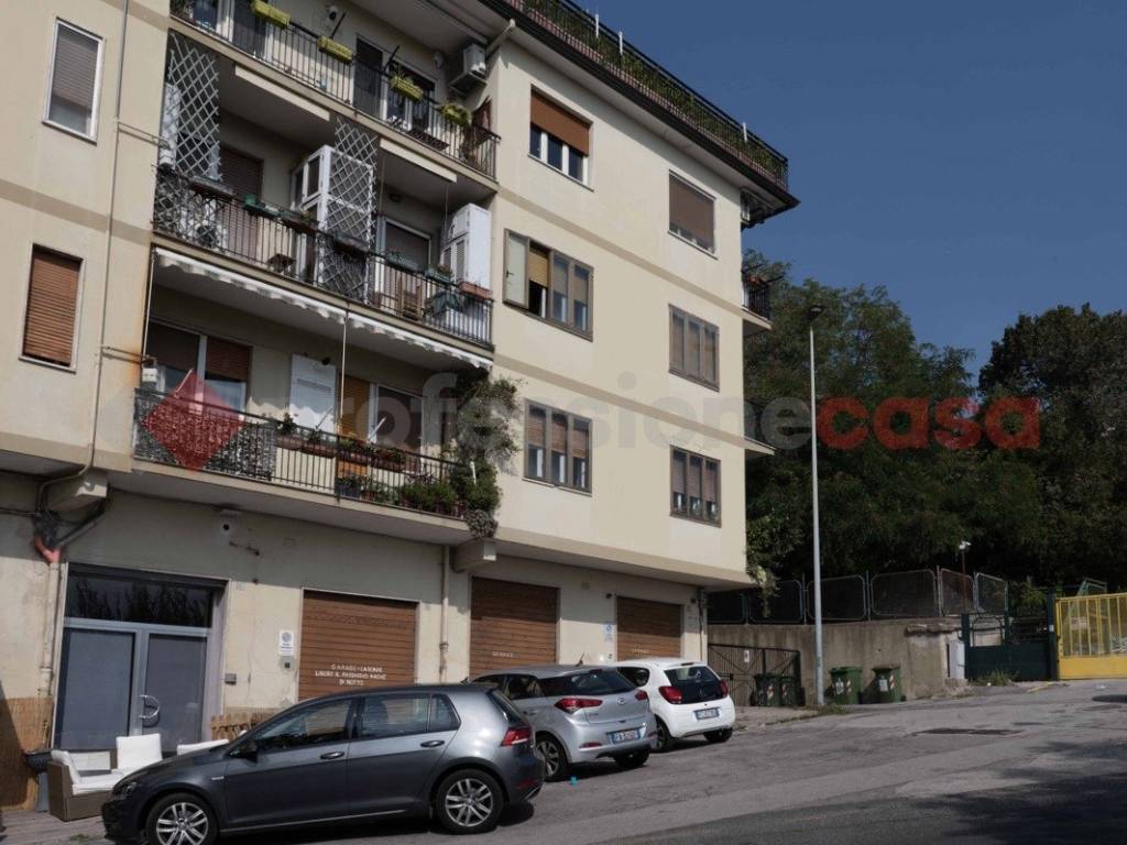 Appartamento a Salerno in Via Mattia Farina, 145 - Foto 2