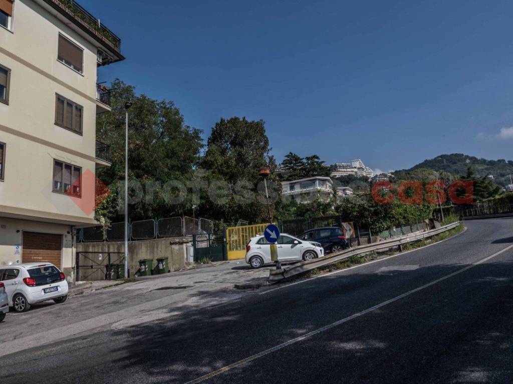 Appartamento a Salerno in Via Mattia Farina, 145 - Foto 3